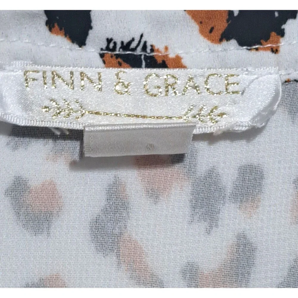 Finn & Grace Womens Button Front collared Shirt Leopard Print Size Medium - Picture 3 of 9